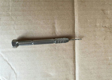 Pulendo il trapano per la pistola a spruzzo del poliuretano P2, gradui 1.6mm o 1.8mm secondo la misura per l'ugello della pistola a spruzzo